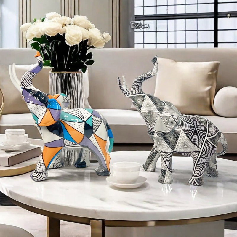 Dramblys iš sintetinių dervų – meno dekoras (Sintetinė derva; Šiuolaikinis menas; Dervos amatai; Tinka įėjimo erdvei arba televizoriaus spintai)