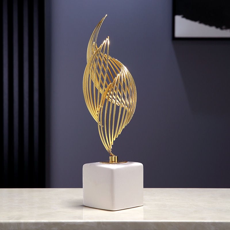 Viesistabas dekoratīvo figūru komplekts, balta porcelāna, ģeometriskas formas, mūsdienīgs minimālisms — dāvana jaunam mājoklim