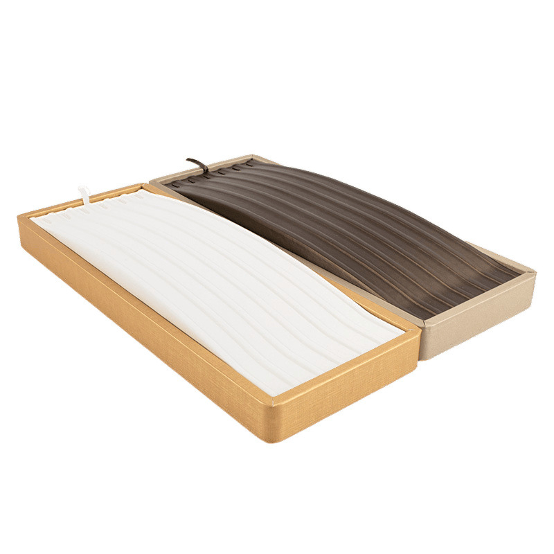 Rotaslietu displeja kārba ar pērļu kaklarotas trauku, pērļu fotodisplejs, bez privātas zīmola, mākslas stils, 2023. gada pavasaris