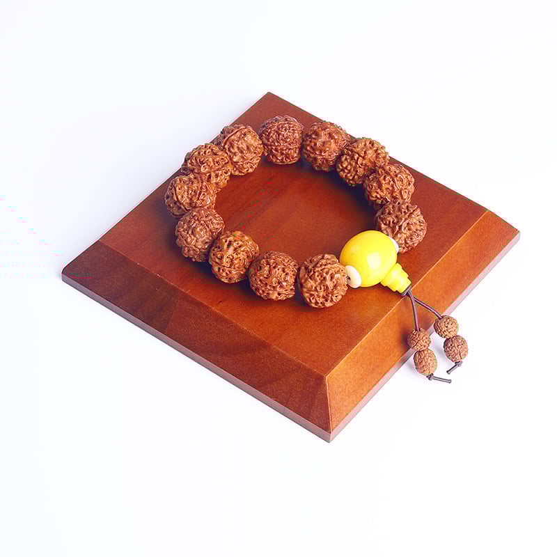 Masīva koka rokassprādžu statīvs, kvadrātformas, viens līmenis, augstas kvalitātes stilā, ar aerosola laku apdari