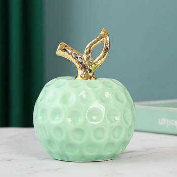 Keramikas ābola dekors interjeram – roku darbs dekoratīvā figūra priekš ieejas, dzīvojamās istabas, grāmatu plaukta un TV statīna. Ideāla dāvana kāzām, dzimšanas dienām vai jaunu mājokļu iegādei.