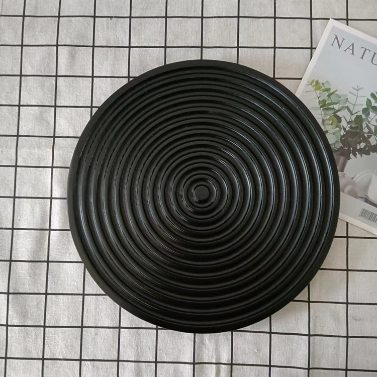 Puidust taldrik (beech wood), ebatavalise kujuga, kerge luksus-stiiliga, poleeritud pind, sobiv hotellidele, toidule ja kohvi serveerimiseks