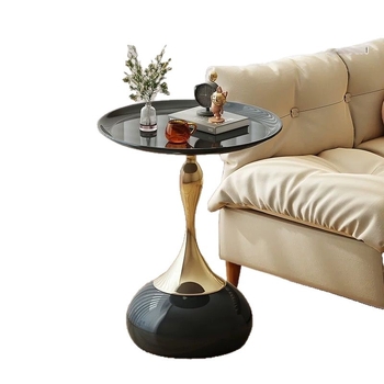 Kafijas galdiņš itāļu stilā ar izliektu siluetu, metāla konstrukcija, pārvietojams, mūsdienīgs mājas interjers, Jaunais ķīniešu stils