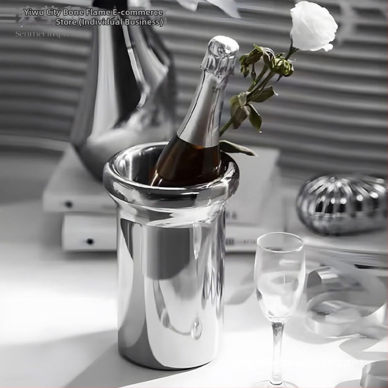 Šiuolaikinis baro dekoratyvinis rinkinys su ledų kibiru, šampano taure ir nerūdijančio plieno padėklu (Medžiaga: nerūdijantis plienas; Stilius: paprastas ir modernus; Gamyba: dalinai rankų darbas; Dovanai: gimtadienis)