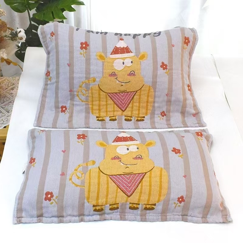 Négy réteg géz pamut párnahuzat cartoon jacquard mintával, egész éves használatra, vastagított, puha és légáteresztő