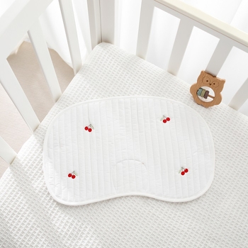 Mo Fan Bear beebipadi – väline ja alus 100% puuvill, vahekiht 100% polüester, karikatuur-stiil, sobib vastsündinutele (0–1 aasta)