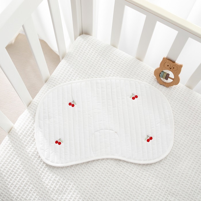 Mo Fan Bear beebipadi – väline ja alus 100% puuvill, vahekiht 100% polüester, karikatuur-stiil, sobib vastsündinutele (0–1 aasta)