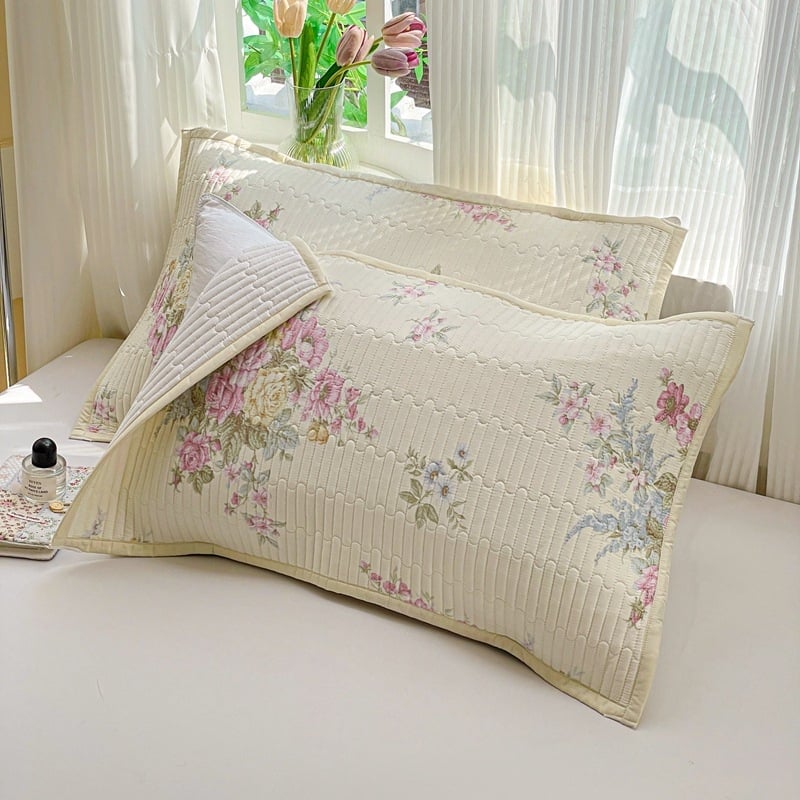 Kokvilnas spilvendrāna ar kvilētu šuvumu, vairāk nekā 95% kokvilnas, 40s audums, reaktīvā krāsošana