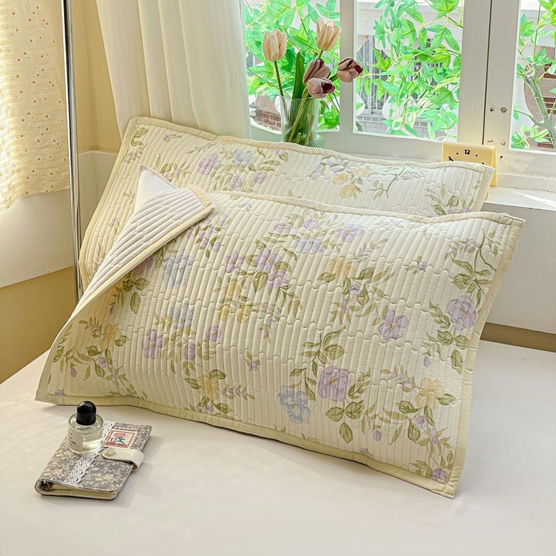 Kokvilnas spilvendrāna ar kvilētu šuvumu, vairāk nekā 95% kokvilnas, 40s audums, reaktīvā krāsošana