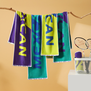 Sport törölköző - tiszta pamut, Jacquard szövet, Core/AB szálak, 120–140 g, logó nyomtatás lehetséges