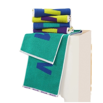 Sport törölköző - tiszta pamut, Jacquard szövet, Core/AB szálak, 120–140 g, logó nyomtatás lehetséges