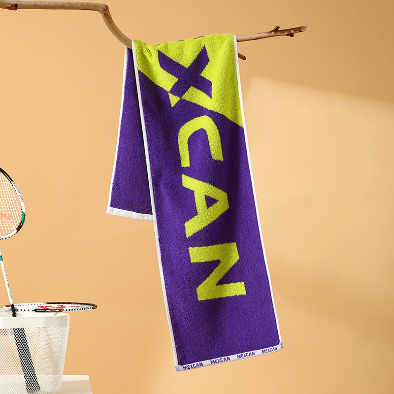 Sport törölköző - tiszta pamut, Jacquard szövet, Core/AB szálak, 120–140 g, logó nyomtatás lehetséges