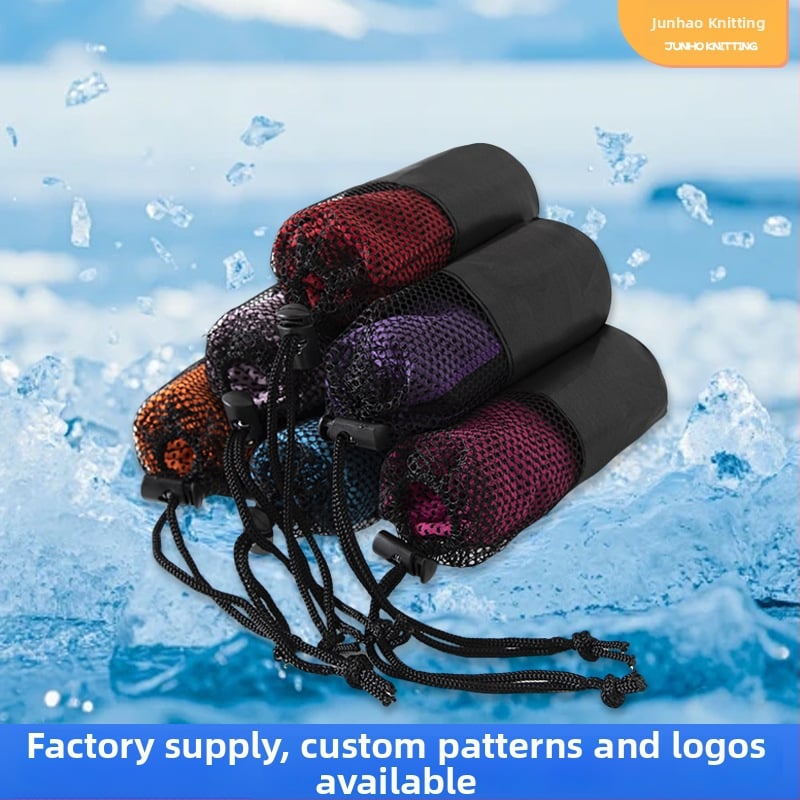 Sporta dvieļis fitnesam - dzesējošs, sviedru uzsūkšana, ātra žāvēšana; poliesters, AB diegi, gluds audums (plain weave), 130 g/m² (poliesters; AB diegi; plain weave; 130 g/m²)