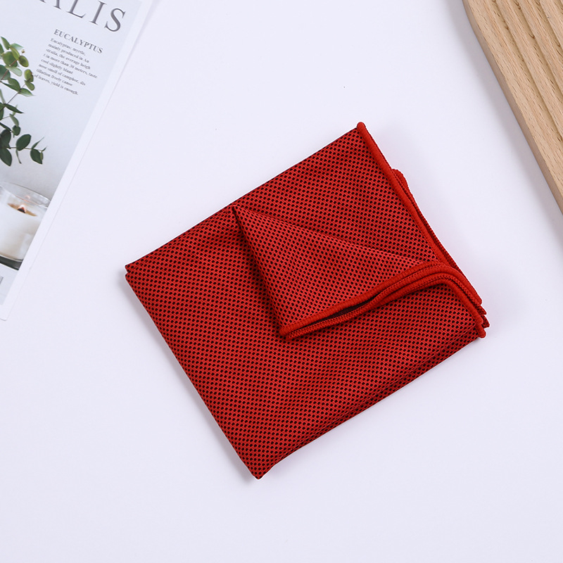 Sport törölköző hűtő funkcióval, 80% poliészter + 20% poliamid, 140 g, logó nyomtatva