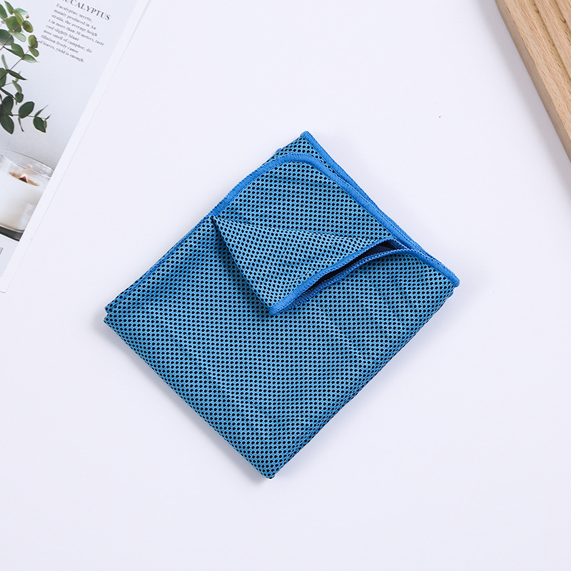 Sport törölköző hűtő funkcióval, 80% poliészter + 20% poliamid, 140 g, logó nyomtatva