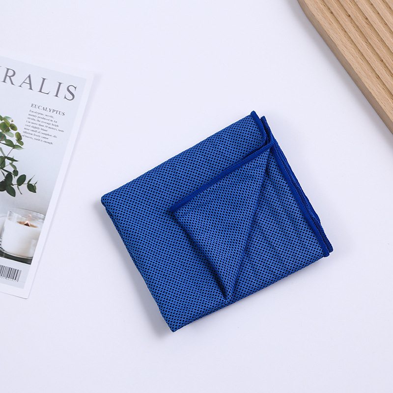 Sport törölköző hűtő funkcióval, 80% poliészter + 20% poliamid, 140 g, logó nyomtatva