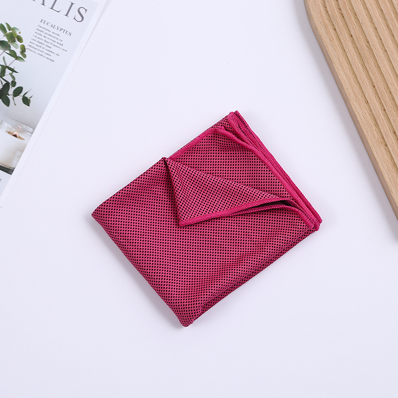 Sport törölköző hűtő funkcióval, 80% poliészter + 20% poliamid, 140 g, logó nyomtatva