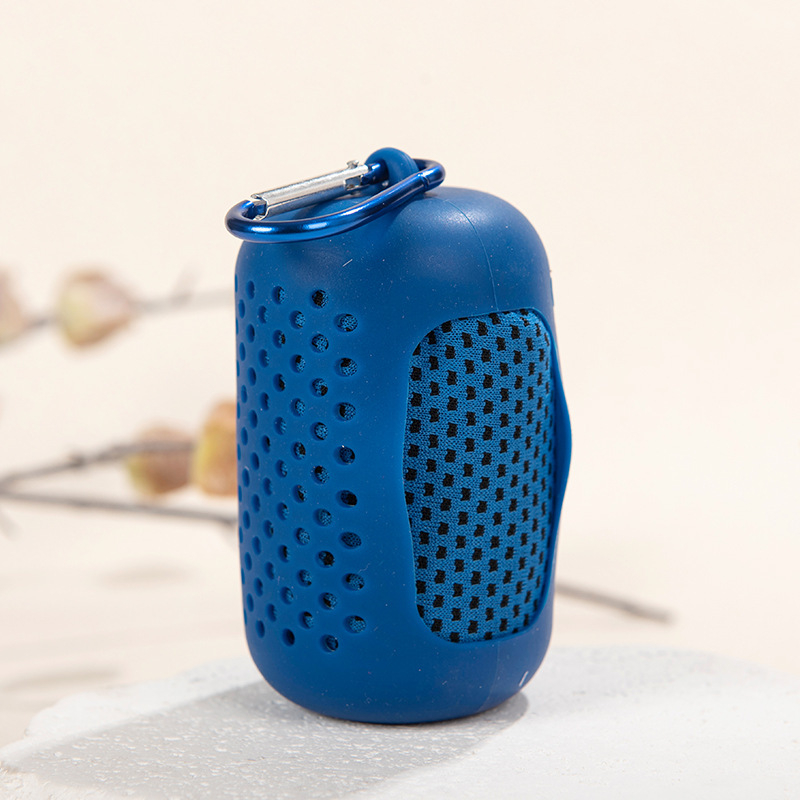 Sporttörölköző poliészterből, gyors száradású és hűsítő hatású, 130 g, logónyomtatás elérhető, edzéshez