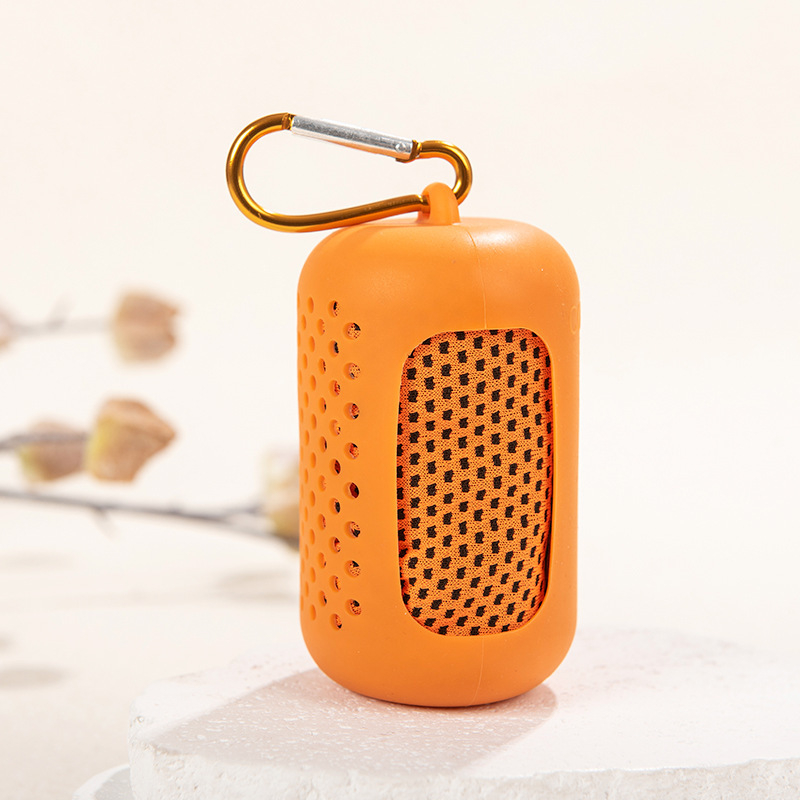 Sporttörölköző poliészterből, gyors száradású és hűsítő hatású, 130 g, logónyomtatás elérhető, edzéshez