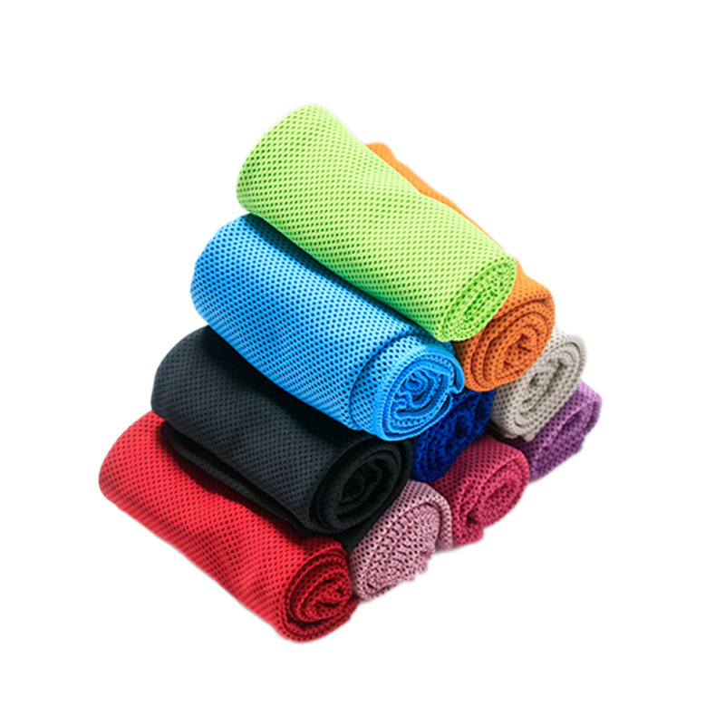 Poliészter sport törölköző hűtő hatással kültéri edzésekhez, gyors izzadságfelszívódás, gyors száradás, 40 g, logó testreszabás