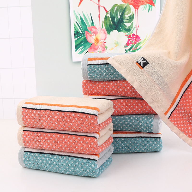 Guangying 100% pamut fürdőlepedő, 32s fonal, jacquard sík szövés, felvarrt, 140–170 g