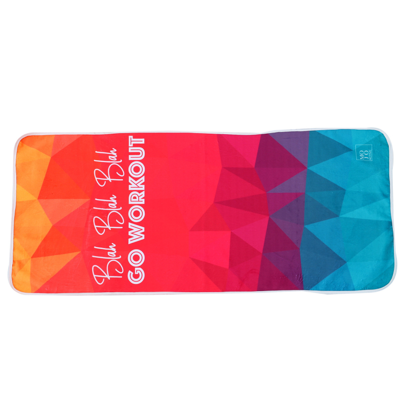 Nyomtatott logóval ellátott sporttörölköző, testreszabható, pamut-poliészter keverék, 450 g tömeg, vízfelvétel 0–5 s