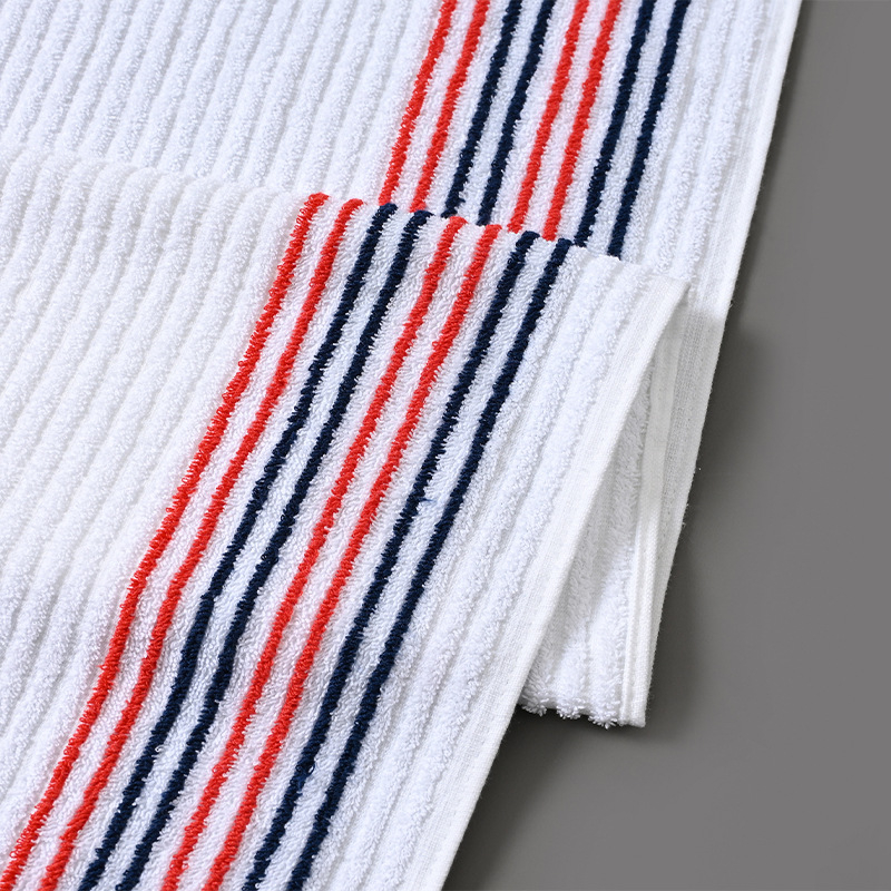 Golf törölköző klubok és labdák tisztítására, 100% pamut, 200-300 g, logó nyomtatás és hímzés lehetséges, jacquard feldolgozás