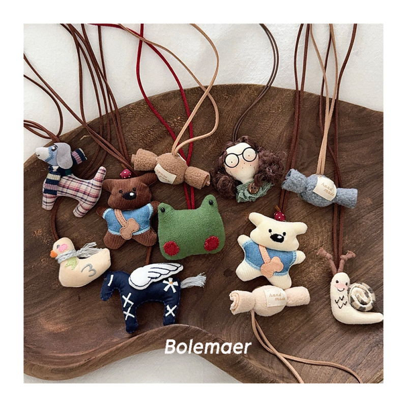 Kézzel készített textil nyaklánc gyerekeknek, gyerek alakú, egyedi csomagolás, 2025 téli megjelenés