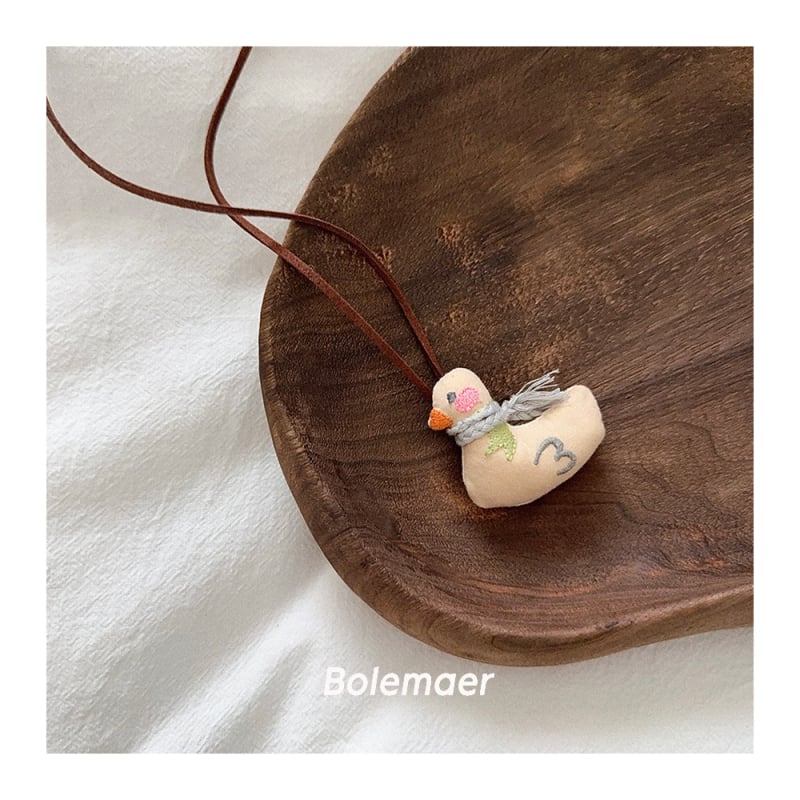 Kézzel készített textil nyaklánc gyerekeknek, gyerek alakú, egyedi csomagolás, 2025 téli megjelenés