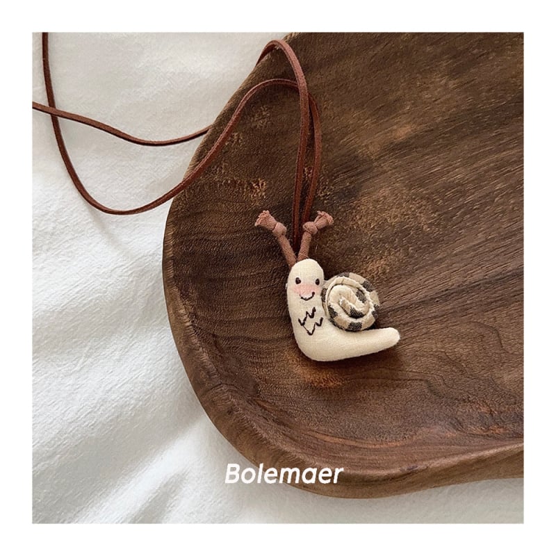 Kézzel készített textil nyaklánc gyerekeknek, gyerek alakú, egyedi csomagolás, 2025 téli megjelenés