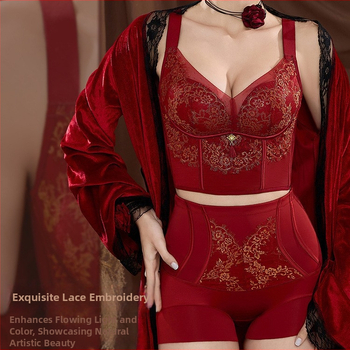 Bezvadu push‑up krūšturis sievietēm komplekts – 3/4 kauss, veidots kauss (augšējais plāns, apakšā biezāks), neilona audums ar odere, 8 āķu aizdare, fiksēti pleci, ķermeņa veidošana