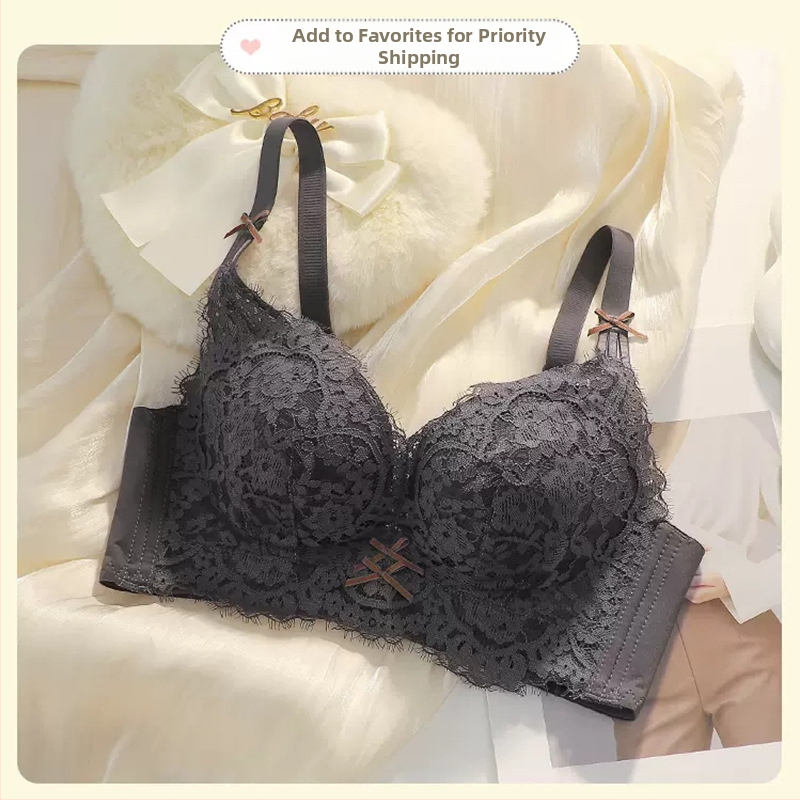 Nailona bezvadu krūštis mazām krūtīm – 3/4 kauss, biezas veidotas kupas, regulējams, augšējā atbalsts, aizmugurē četrrindu aizdare, fiksētas dubultās siksnas