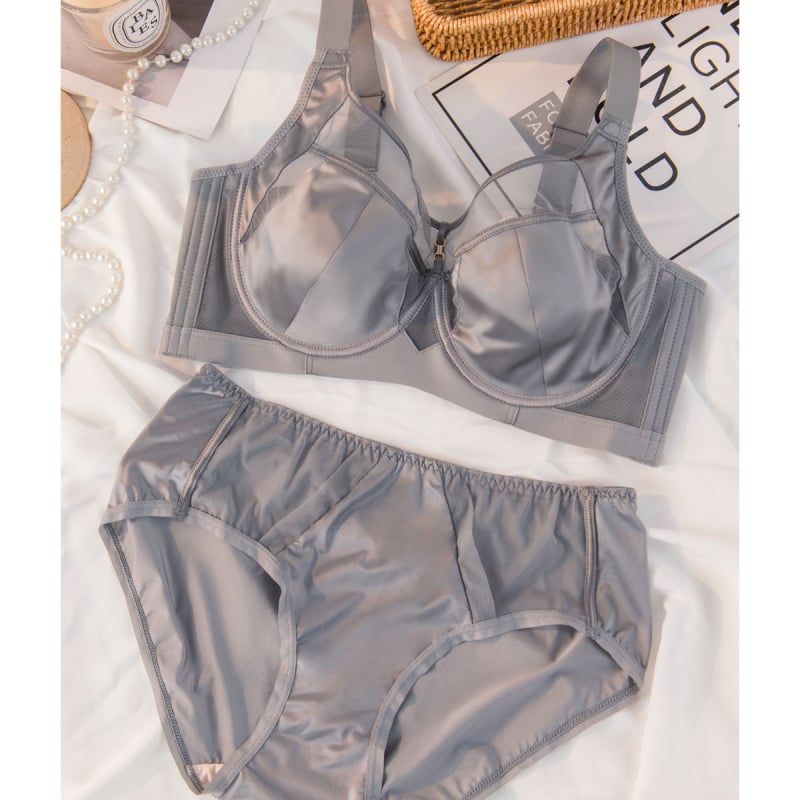 Sieviešu krūštura komplekts, viegls bezšuvju dizains (3/4 kauss, plāni formētie kausi, fiksēti dubultie siksnas)