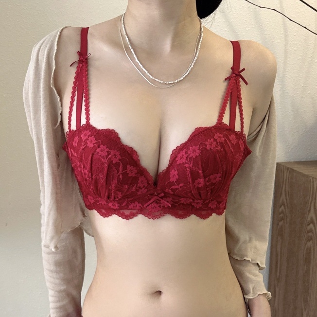 Nylon csipkés melltartó készlet, 1/2 kosár formázott kosár, vékony felső rész és vastag alsó rész, fix dupla vállpántok, hátsó három sor kapocs