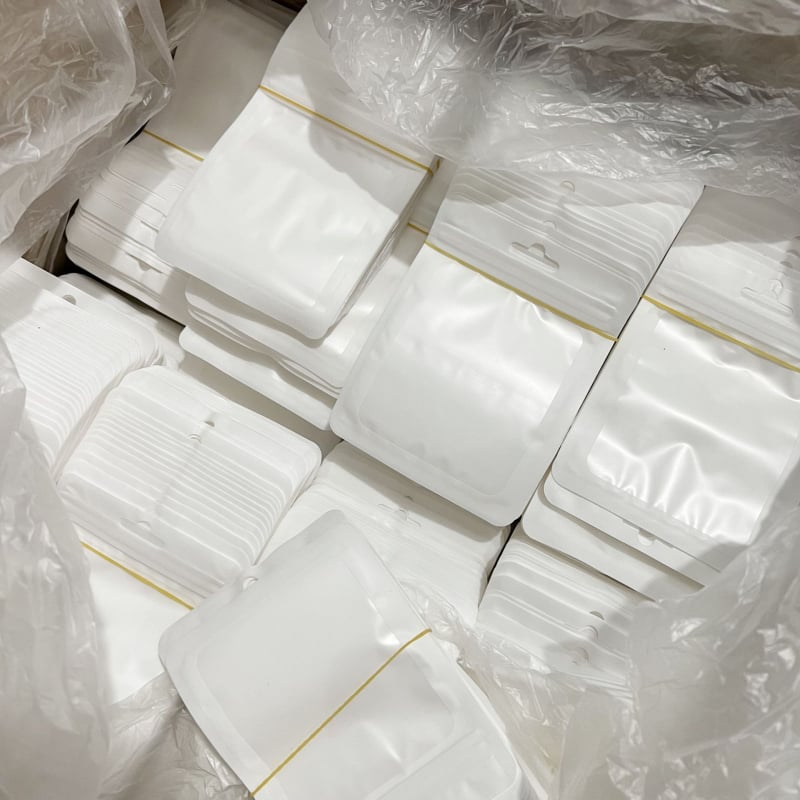 Silikona krūšu uzlīme – apaļas formas speneliem/areolai, plāns, caurspīdīgs, nemanāms