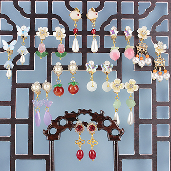 Ausu klipsi — antīka stila, bērnu dizains, sakausējums, roku darbs, Princeses Annas motīvs