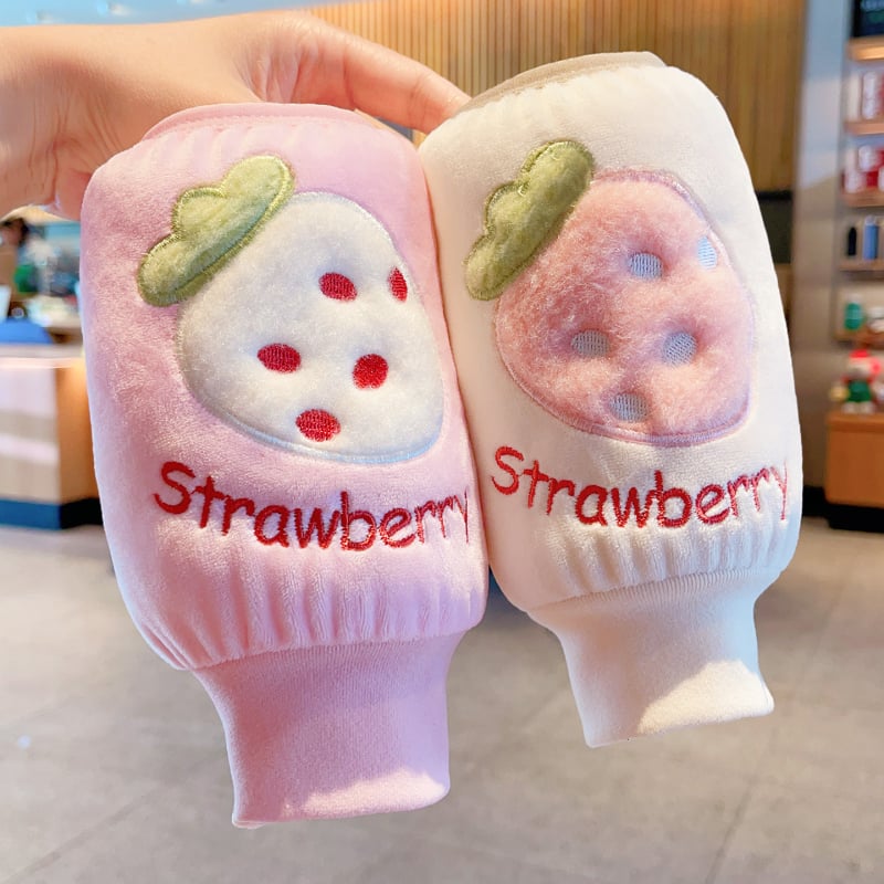 Bērnu velūra aizsargšūnas uz piedurknēm pret netīrumiem rudens-ziemas-pavasara sezonai, vecuma grupa 3–13 gadi, augļu karikatūras raksts