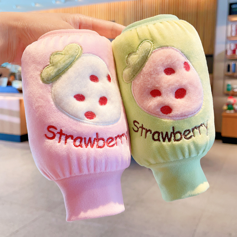 Bērnu velūra aizsargšūnas uz piedurknēm pret netīrumiem rudens-ziemas-pavasara sezonai, vecuma grupa 3–13 gadi, augļu karikatūras raksts