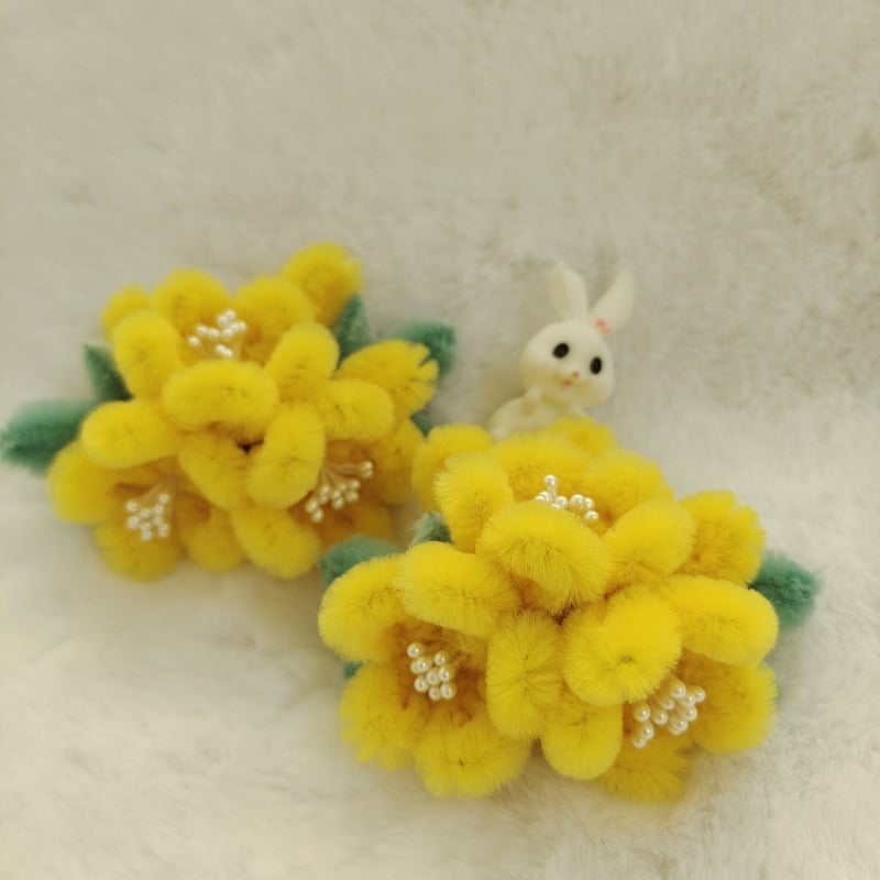 Okretna kopča za kosu s hanfu baršunastim cvijetom, nakit u starinskom stilu • Vrsta dragog kamena: topaz • Materijal ugradnje: Drugo • Godina/Sezona izdanja: jesen 2022 • Identifikacijski znak: domaća procjena