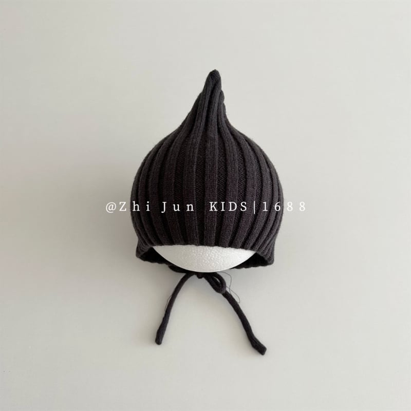 Adīta bērnu cepure ar smailu virsu un aizsargājošu siksnu, auss aizsardzība; silta un vēja izturīga ziemas cepure 6–12 mēnešiem