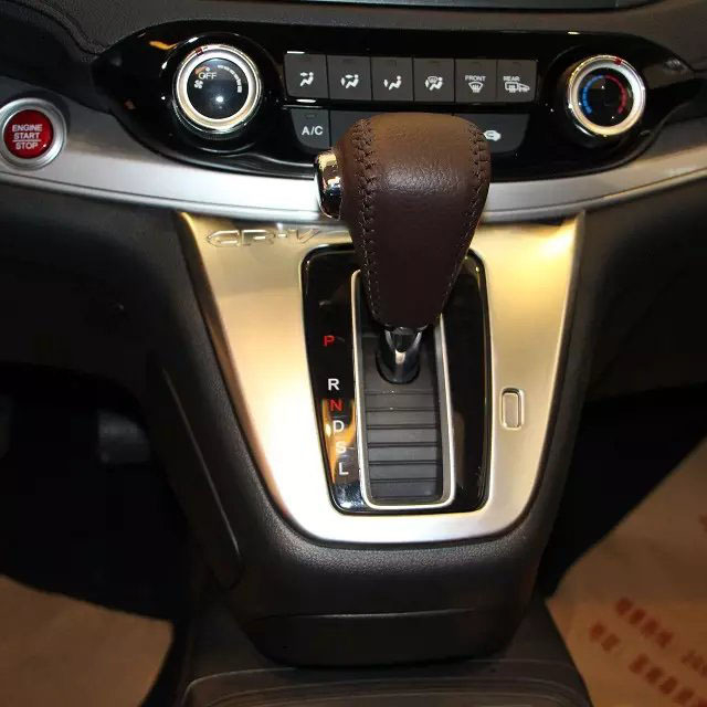 Honda CR-V 2014–2018 vidaus dekoratyvinė lipdukas: oro išleidimas, pavarų dėžės rėmas ir rankos atramos mygtukas, ABS