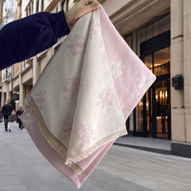 Шал от полиестерно влакно, плетен, топъл за зимата