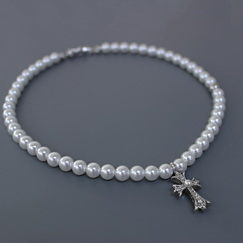 Műgyöngy kereszt nyaklánc sárgaréz medállal, geometriai gyöngy lánc, 44,6 g