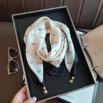 Négyzet alakú szatén selyemsál, tavasz, friss és édes stílus, nyomtatott minta