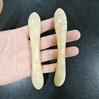 Etno stiilis juukseklips kahetipuliste otste ja libisemiskindla plaadiga, lips-stiil, 2024 kevad