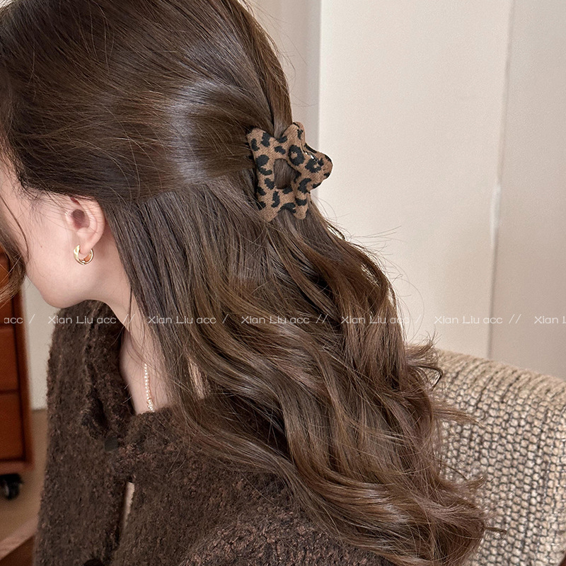 Juukseklips leopardi mustriga - Xianliu - Lastele - Kevad 2025