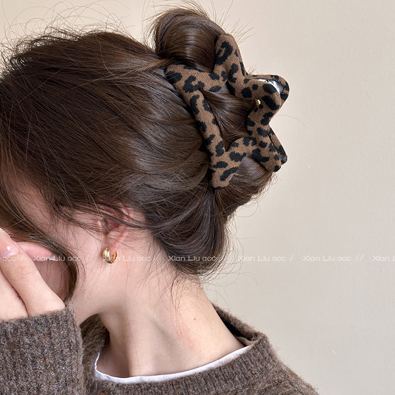 Juukseklips leopardi mustriga - Xianliu - Lastele - Kevad 2025