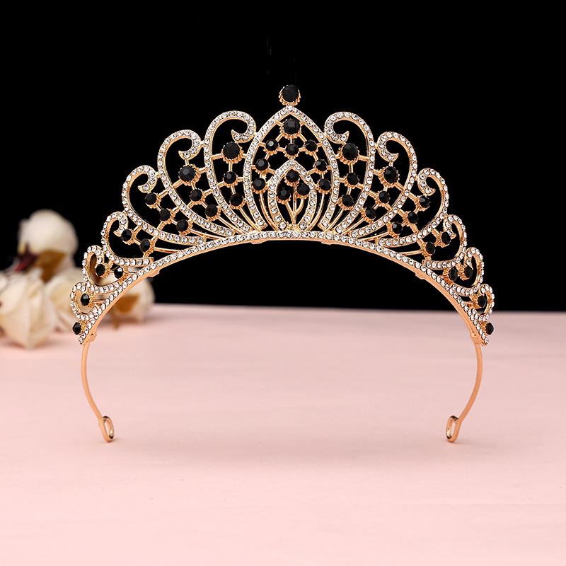 Menyasszonyi hajkorona csillag motívummal, ötvözet PT900, elektroplakkolt kristályokkal, testreszabható