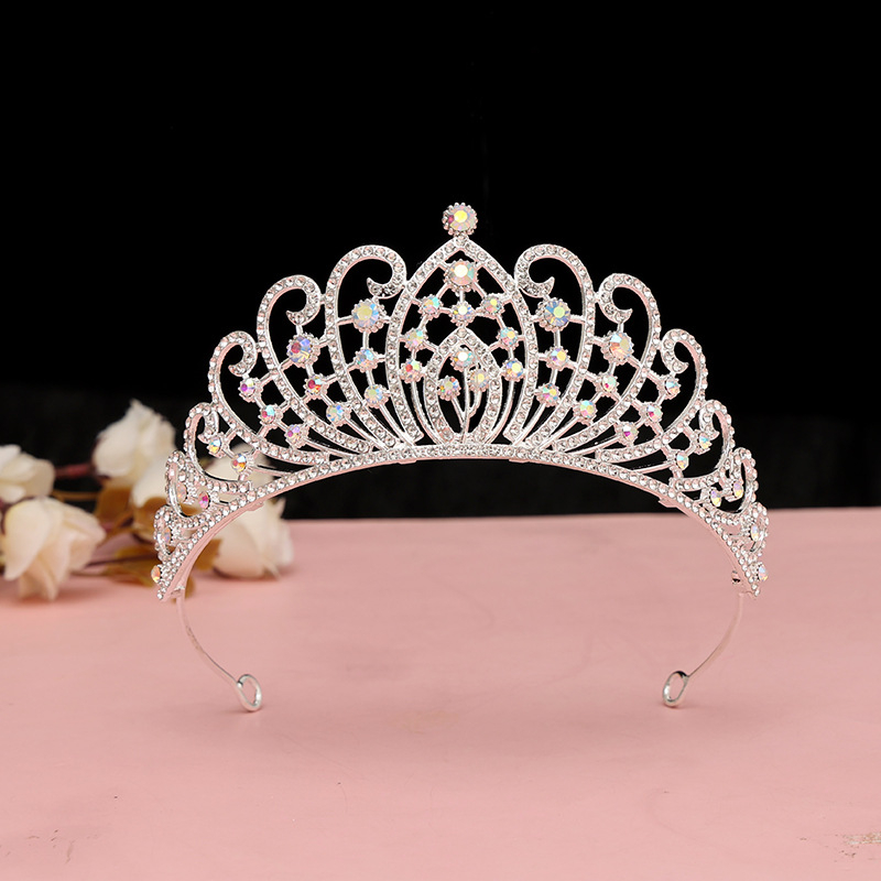 Menyasszonyi hajkorona csillag motívummal, ötvözet PT900, elektroplakkolt kristályokkal, testreszabható