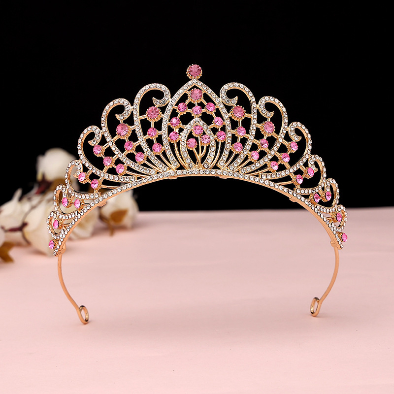 Menyasszonyi hajkorona csillag motívummal, ötvözet PT900, elektroplakkolt kristályokkal, testreszabható